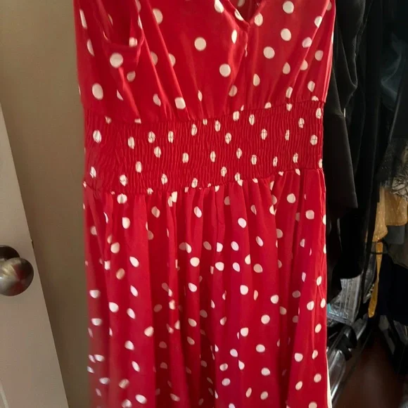 Red Polka Dot dresses - Picture 4 of 4